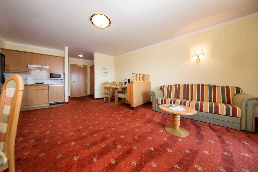 Residence Rossboden Mit Hallenbad Verano Екстер'єр фото