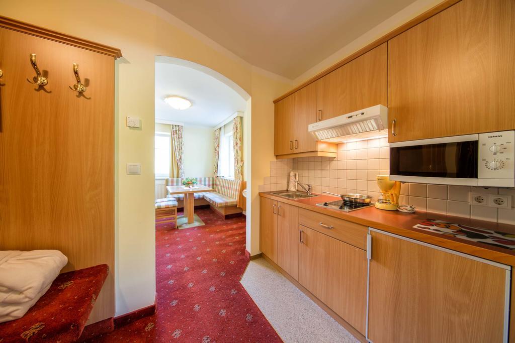 Residence Rossboden Mit Hallenbad Verano Екстер'єр фото